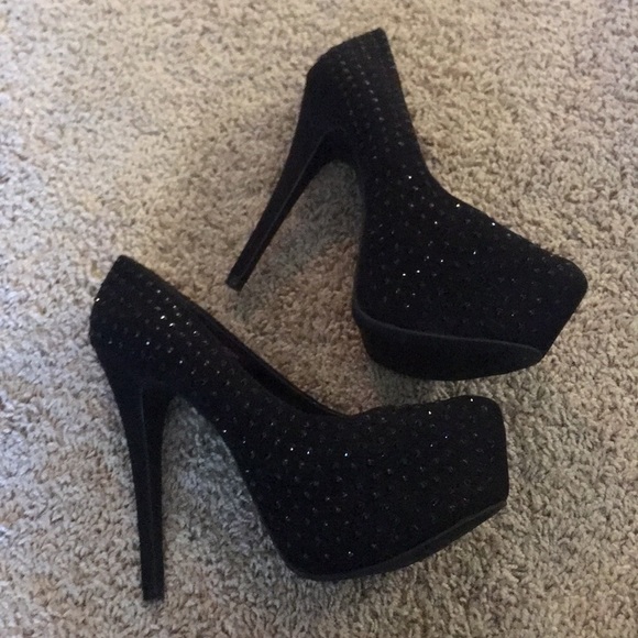 💎 JustFab Rhinestone Platform pumps 💎 - Picture 3 of 8